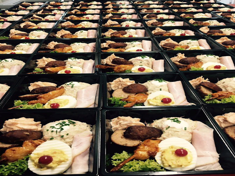 Schotels met salades