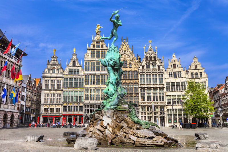 België