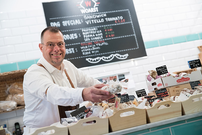 Even stilstaan bij…  Woarst in Arnhem