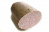 Kippenham met tuinkruiden